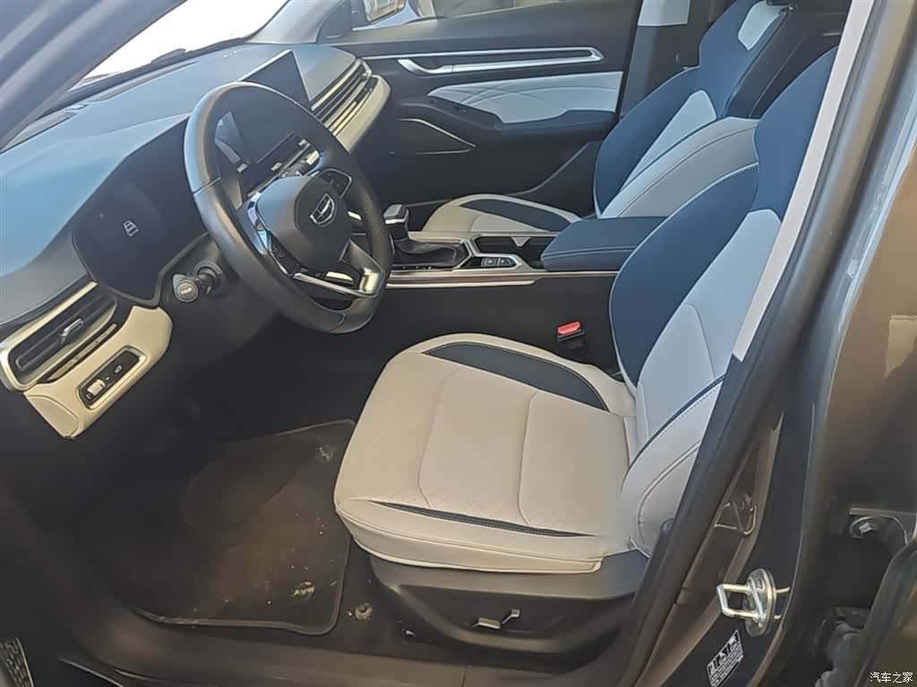 Geely Emgrand, 2023 15