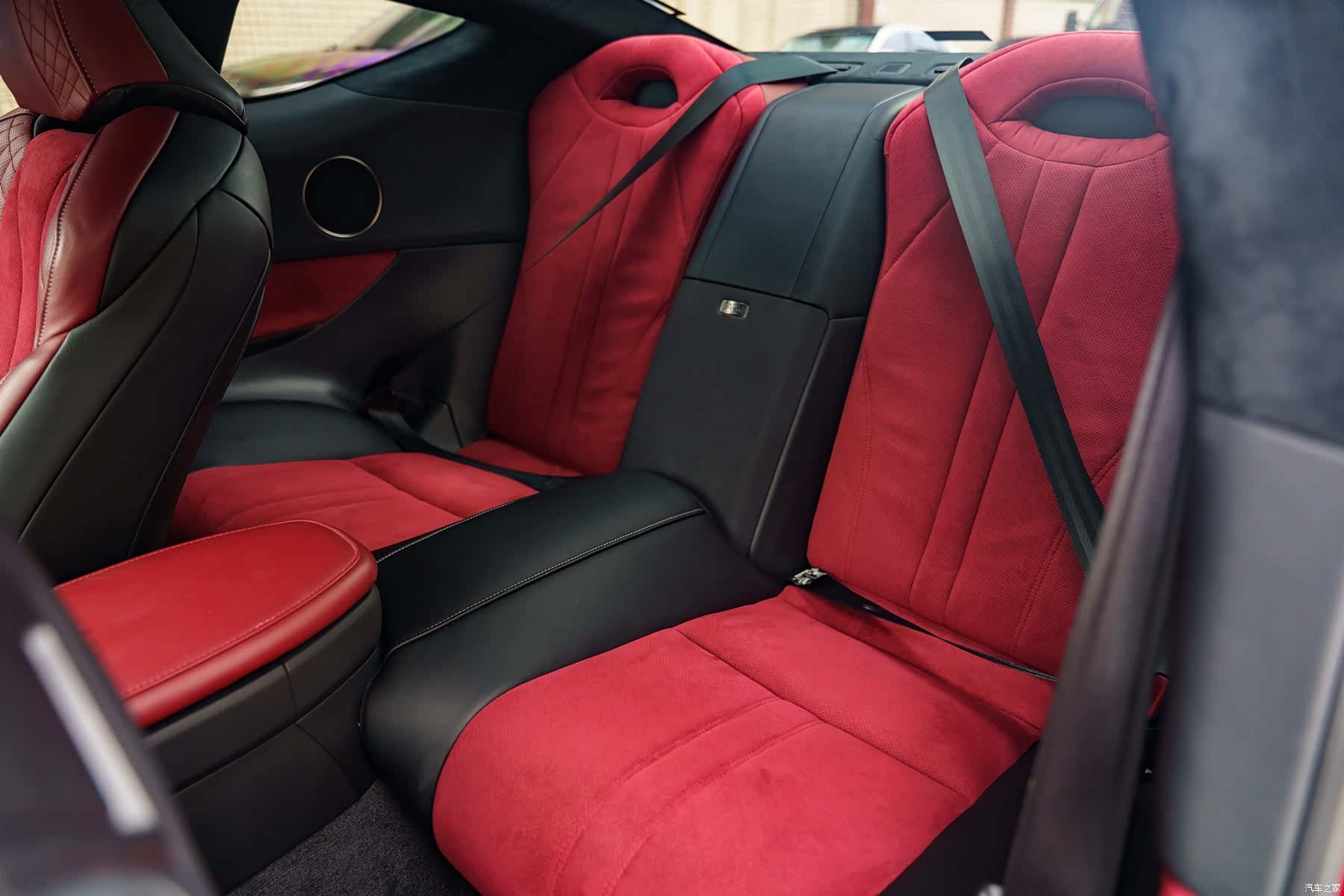Lexus LC, 2019 16