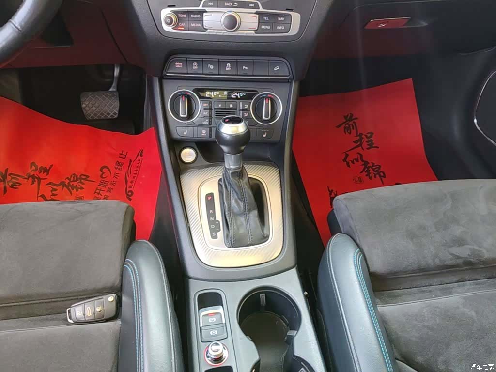 Audi Q3, 2018 14