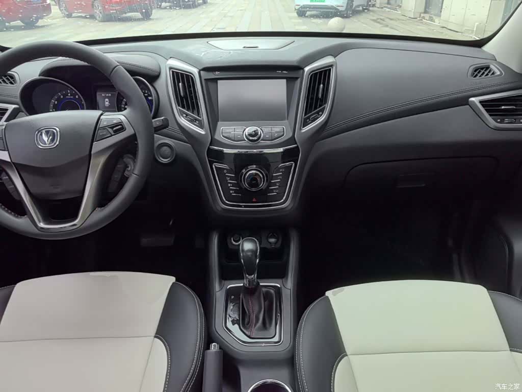 Changan CS35, 2018 10