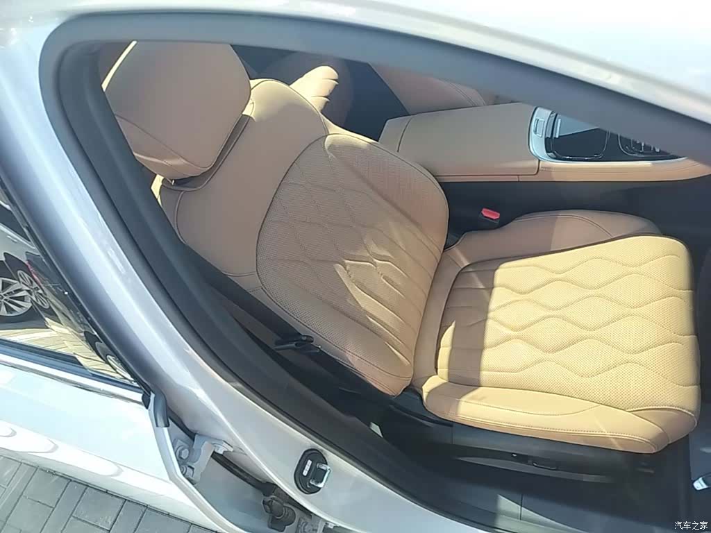Geely A7, 2025 25
