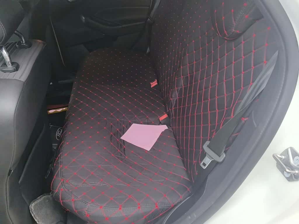 Ford Focus, 2018 17
