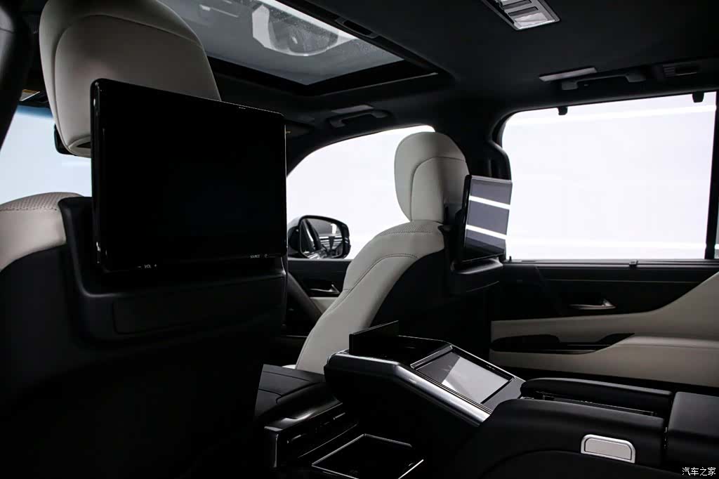 Lexus LX, 2024 17
