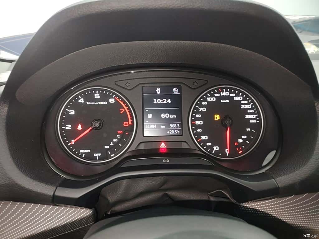 Audi Q2L, 2022 12