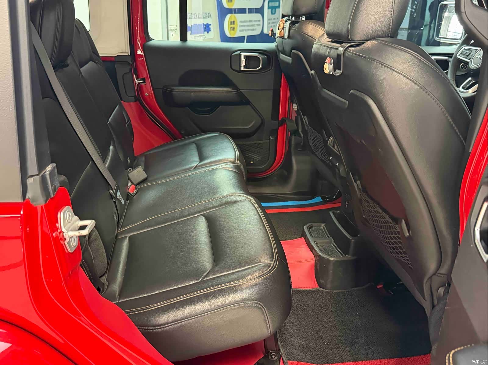 Jeep Wrangler, 2024 14