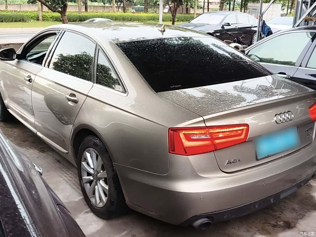 Audi A6L, 2015 все фото