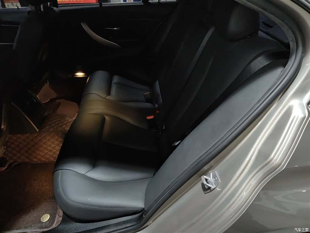 BMW 3 Series, 2015 14