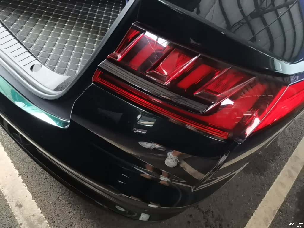 BYD Han, 2022 8