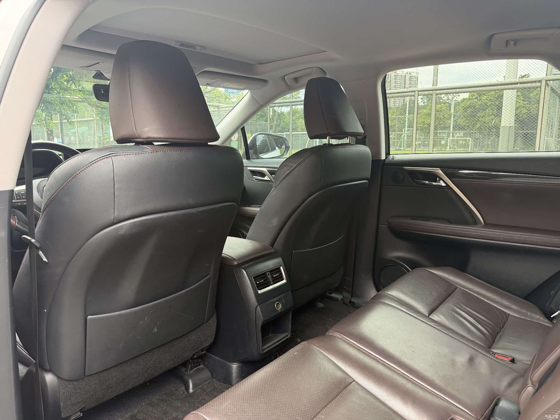 Lexus RX, 2016 11