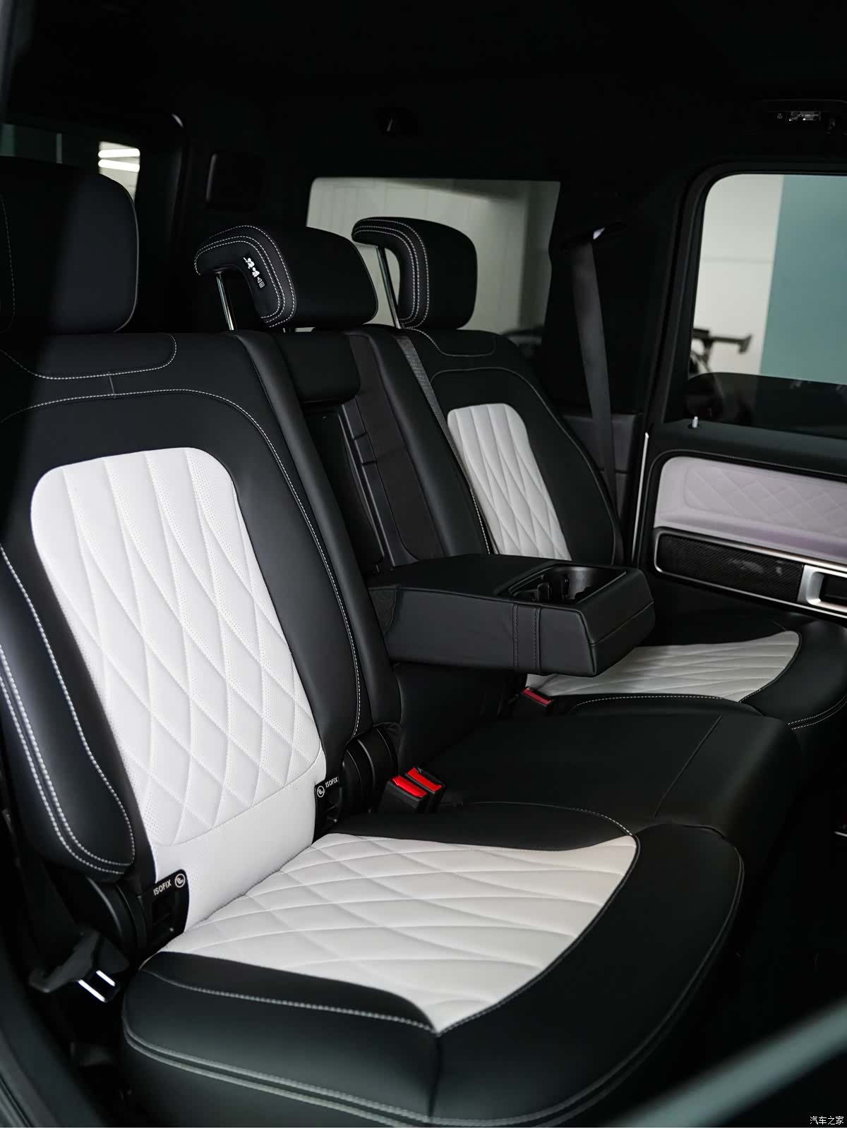 Mercedes-Benz G-Class, 2025 20