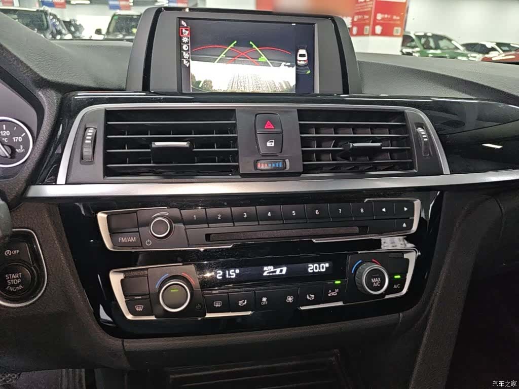 BMW 3 Series, 2017 все фото