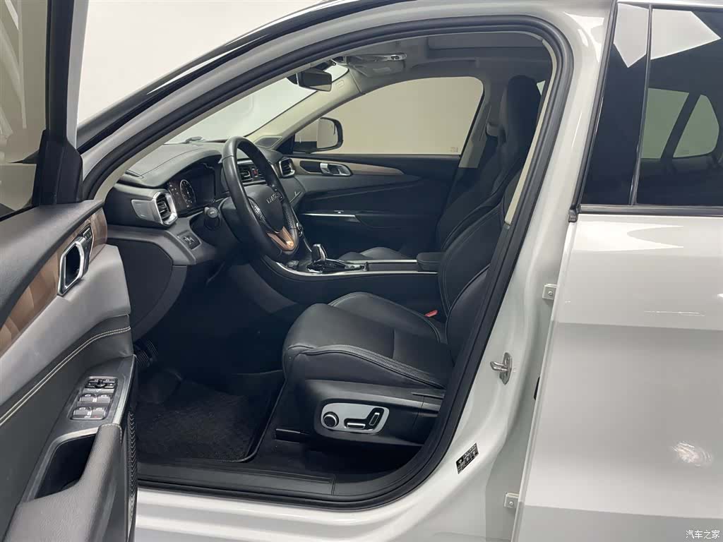 Lynk & Co 01, 2019 16
