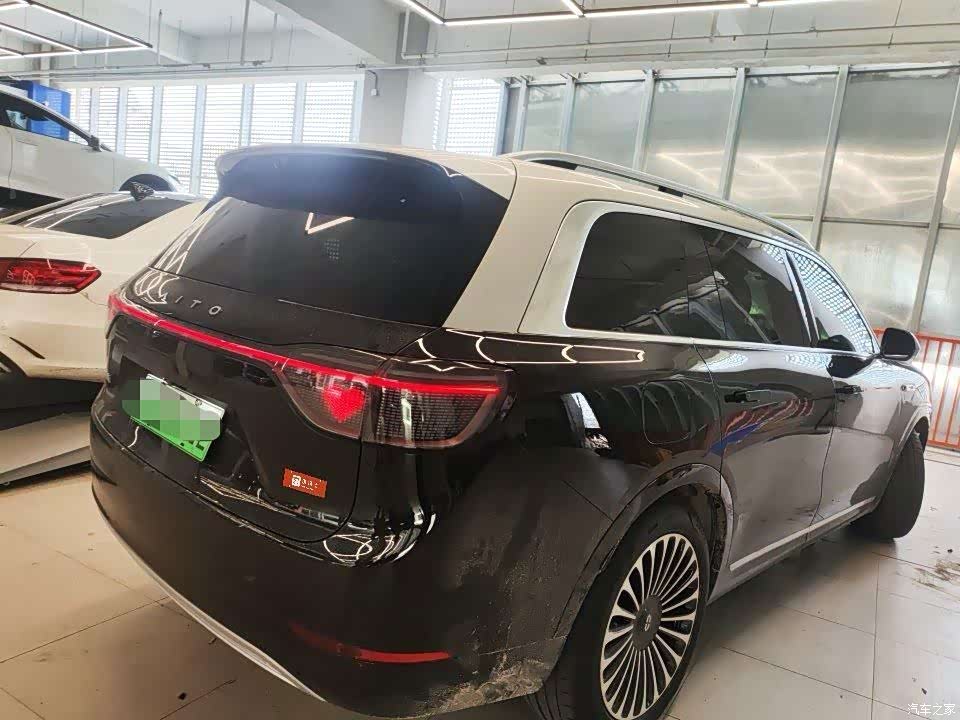 AITO M9, 2024 4