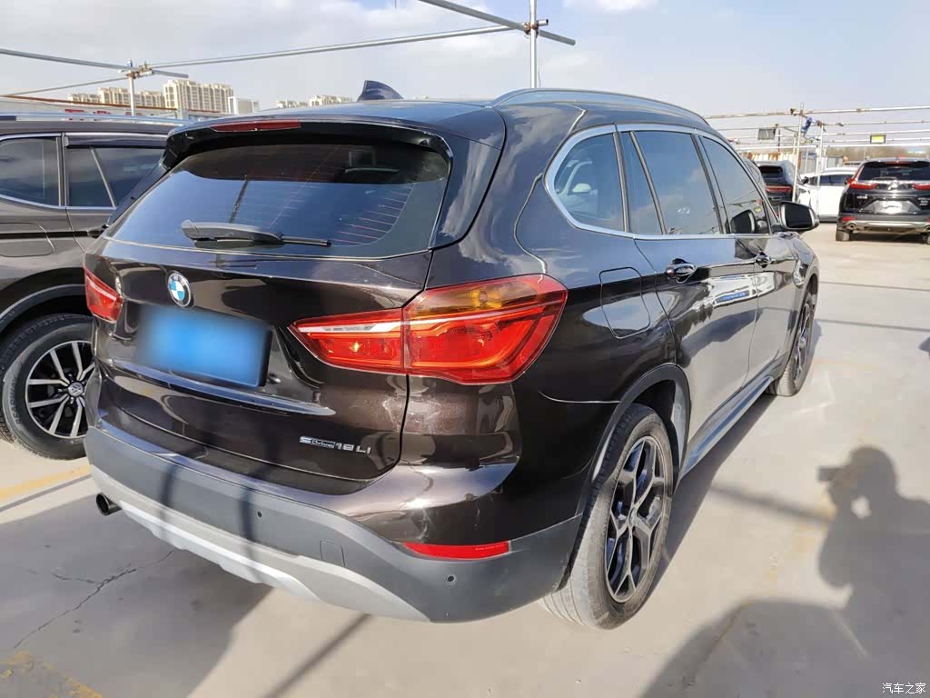 BMW X1, 2019 все фото