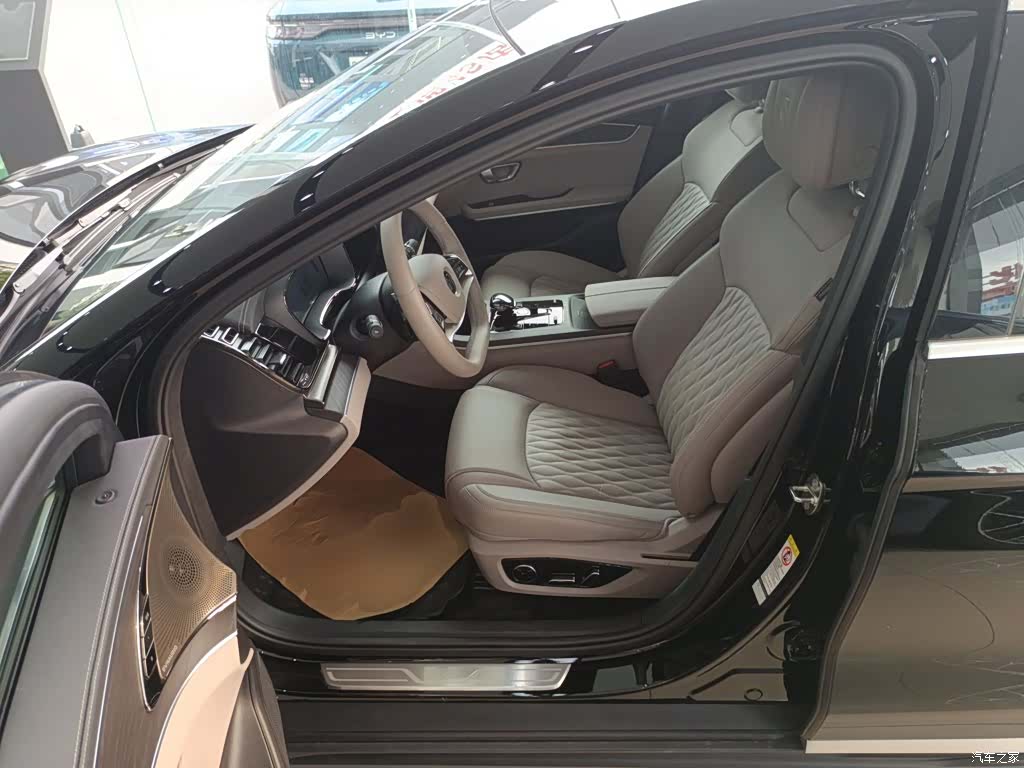 BYD Han, 2025 11