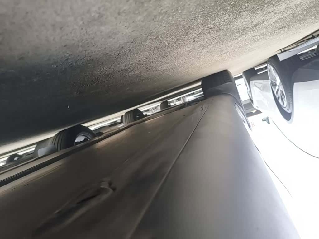 Tesla Model Y, 2022 22
