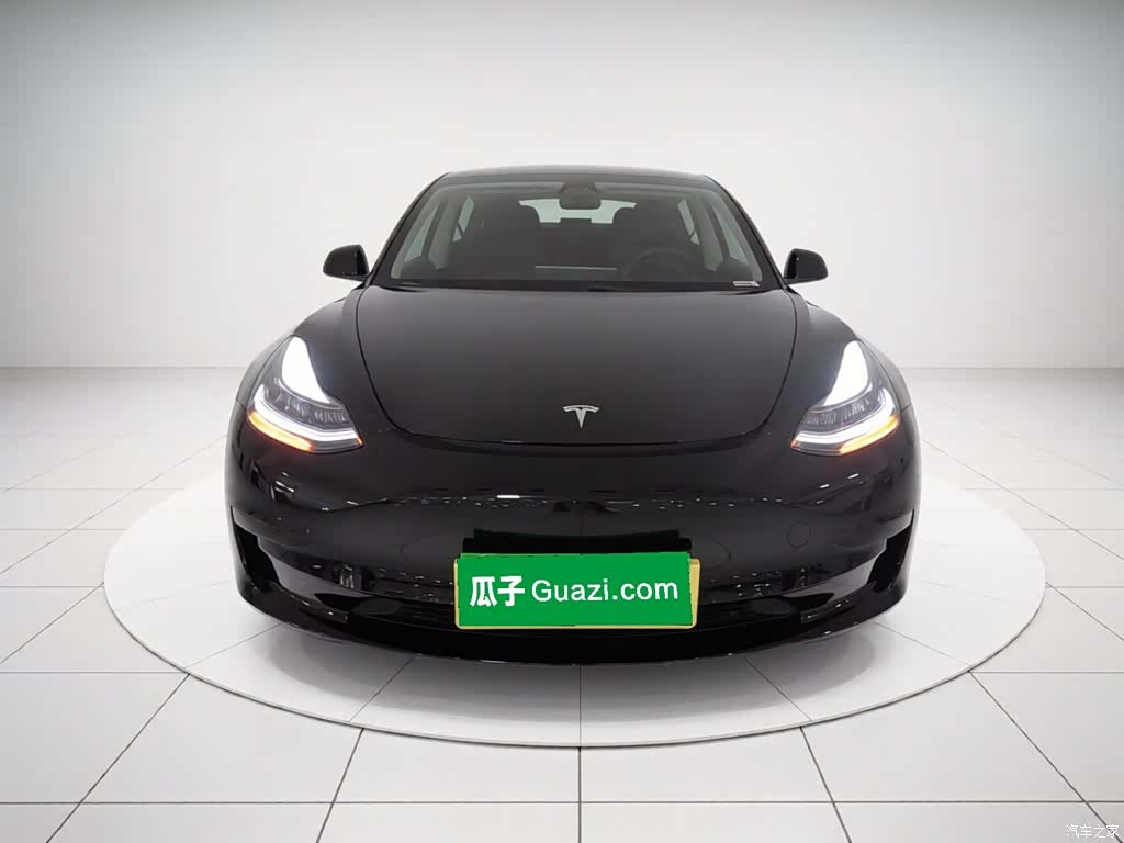 Tesla Model 3, 2021 3