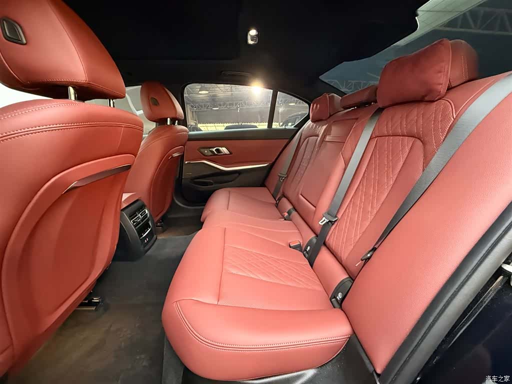 BMW 3 Series, 2025 9