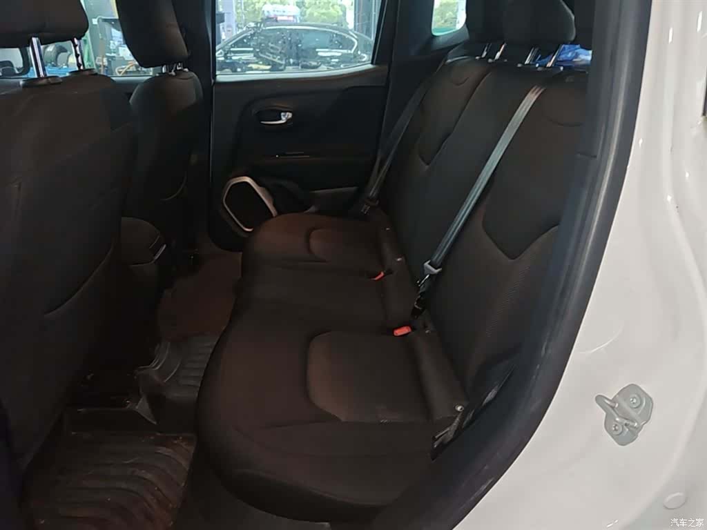 Jeep Renegade, 2017 15