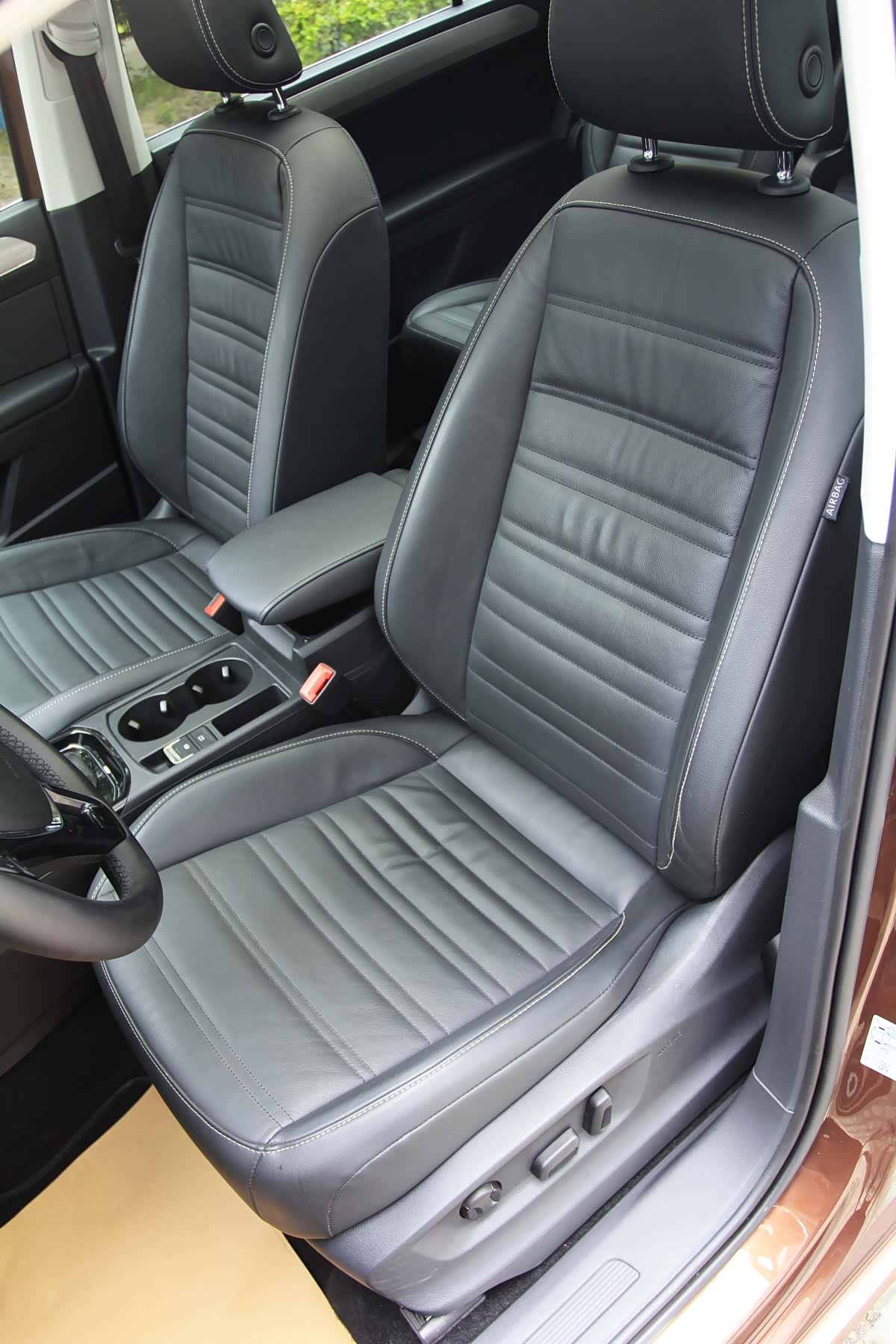 Volkswagen L, 2017 8