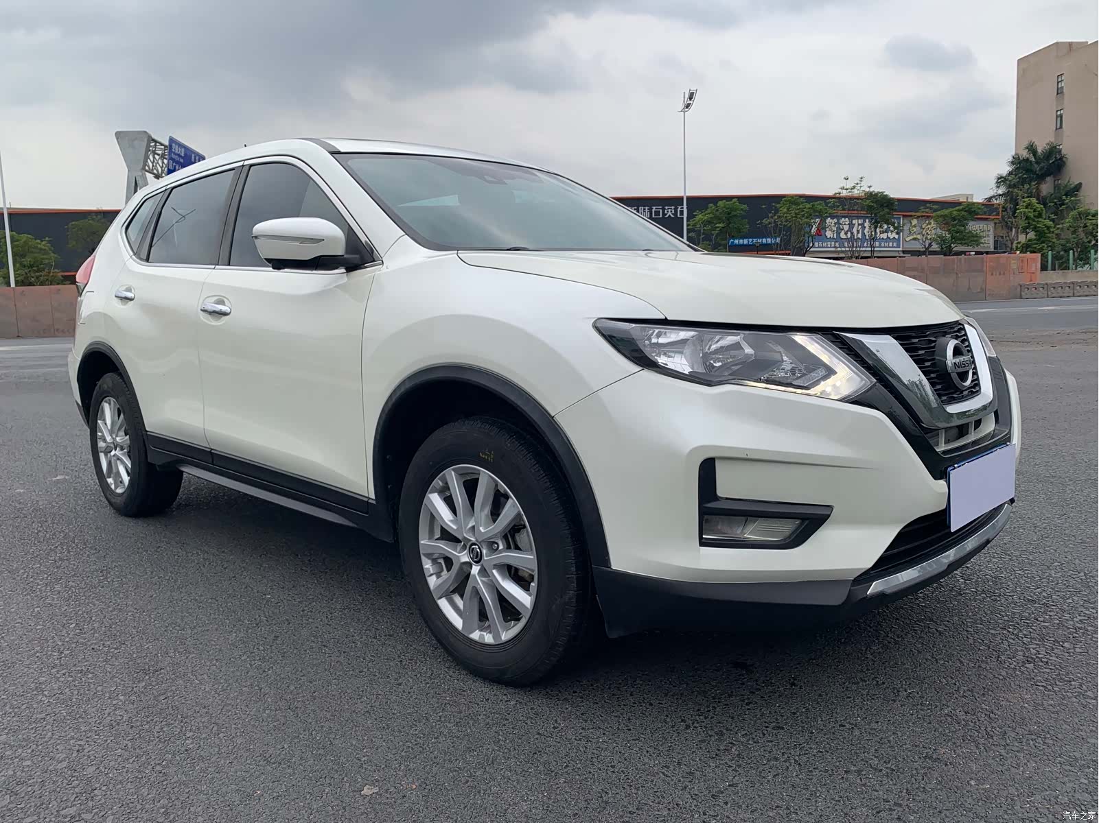 Nissan X-Trail, 2021 3