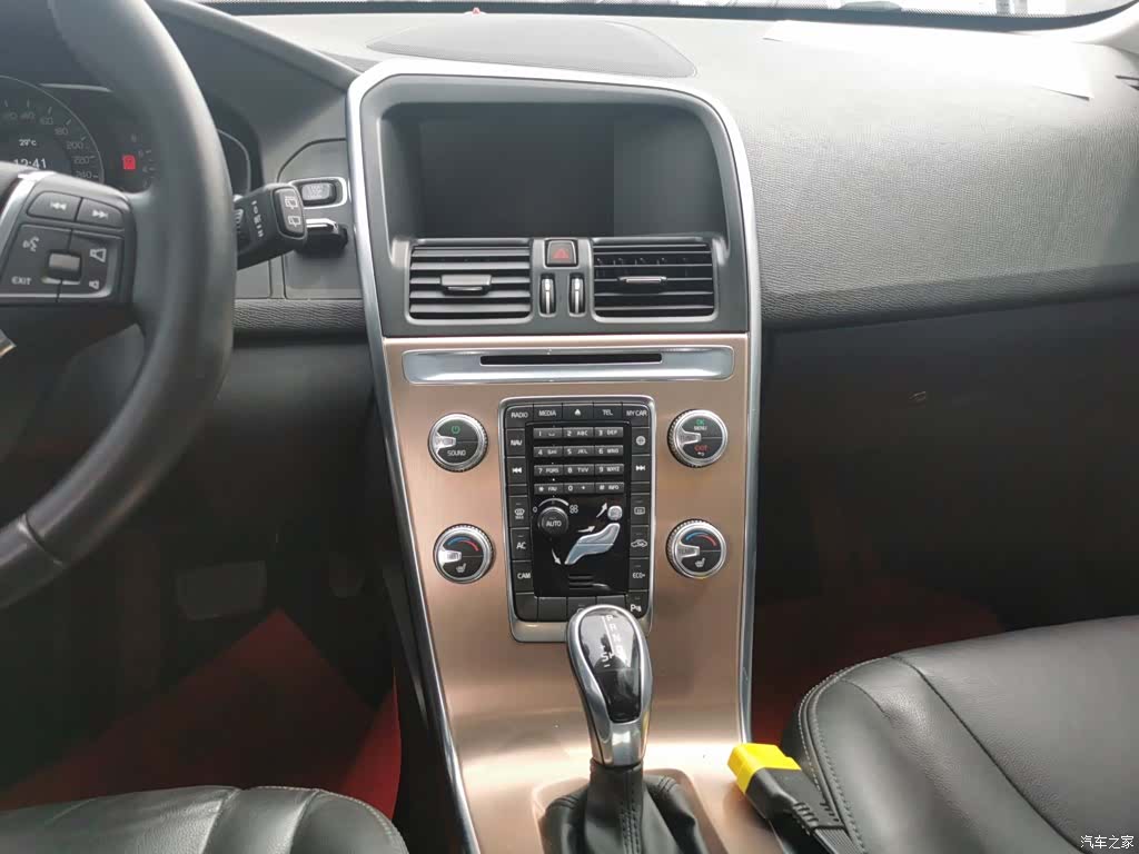 Volvo XC60, 2016 13