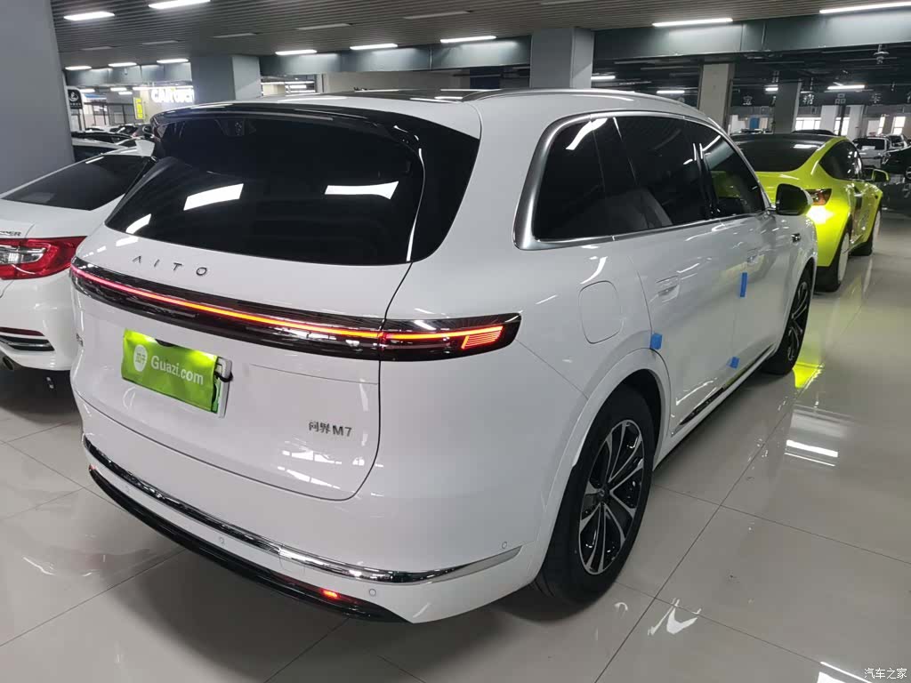 AITO M7, 2025 все фото