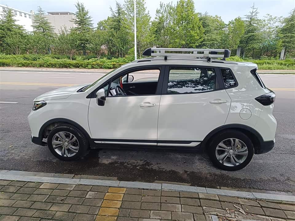Changan CS15