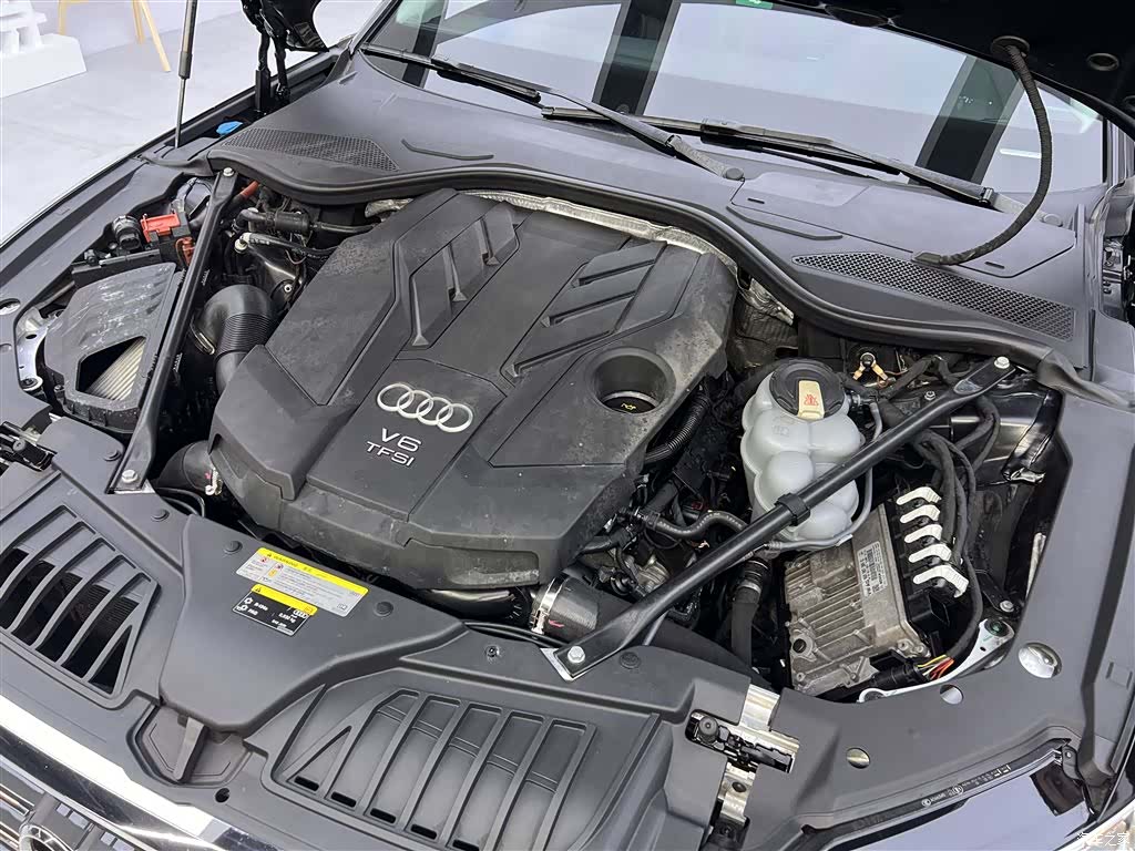 Audi A8L, 2020 12