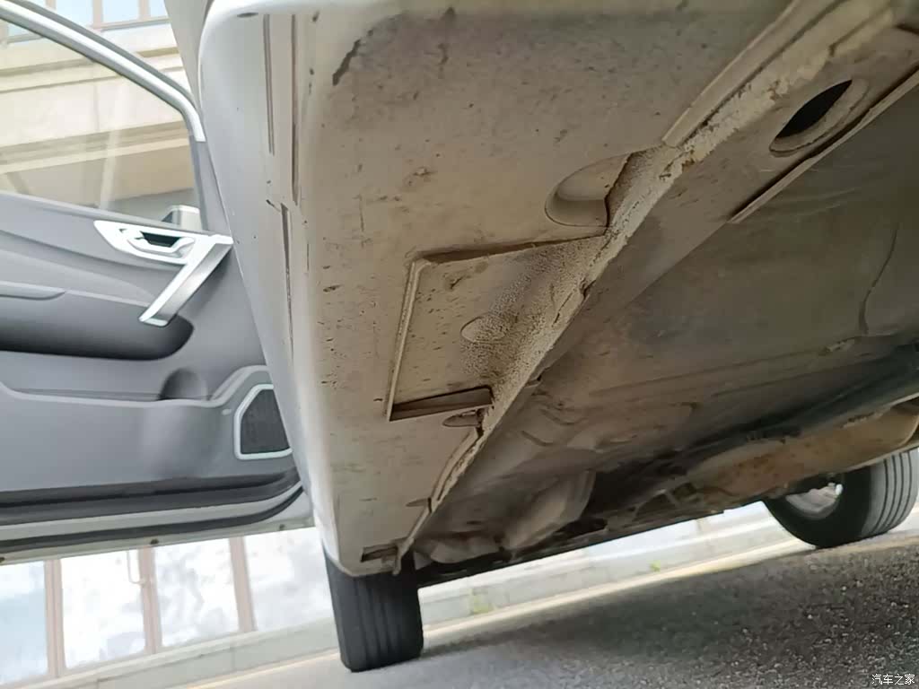 Geely X3, 2019 18