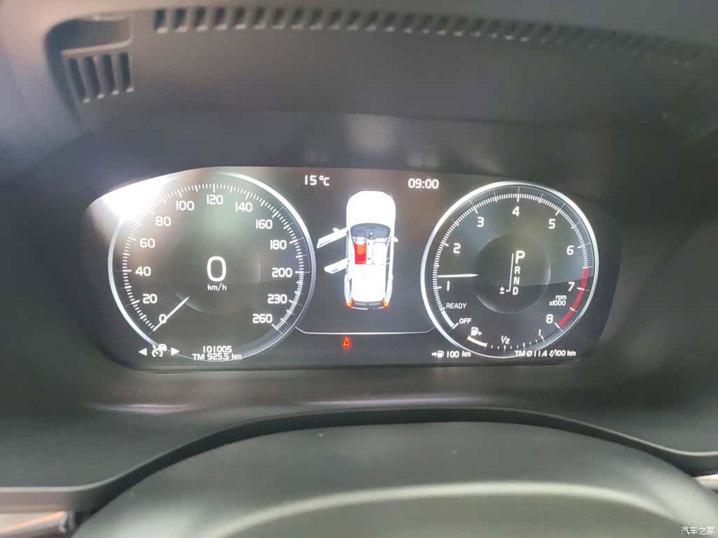 Volvo XC60, 2018 все фото