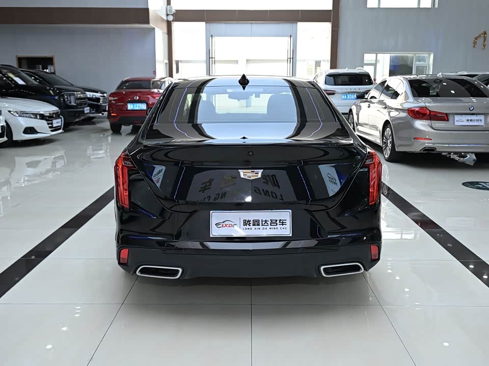 Cadillac CT4
