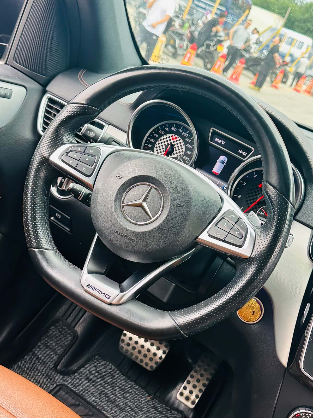 Mercedes-Benz GLE, 2019 13