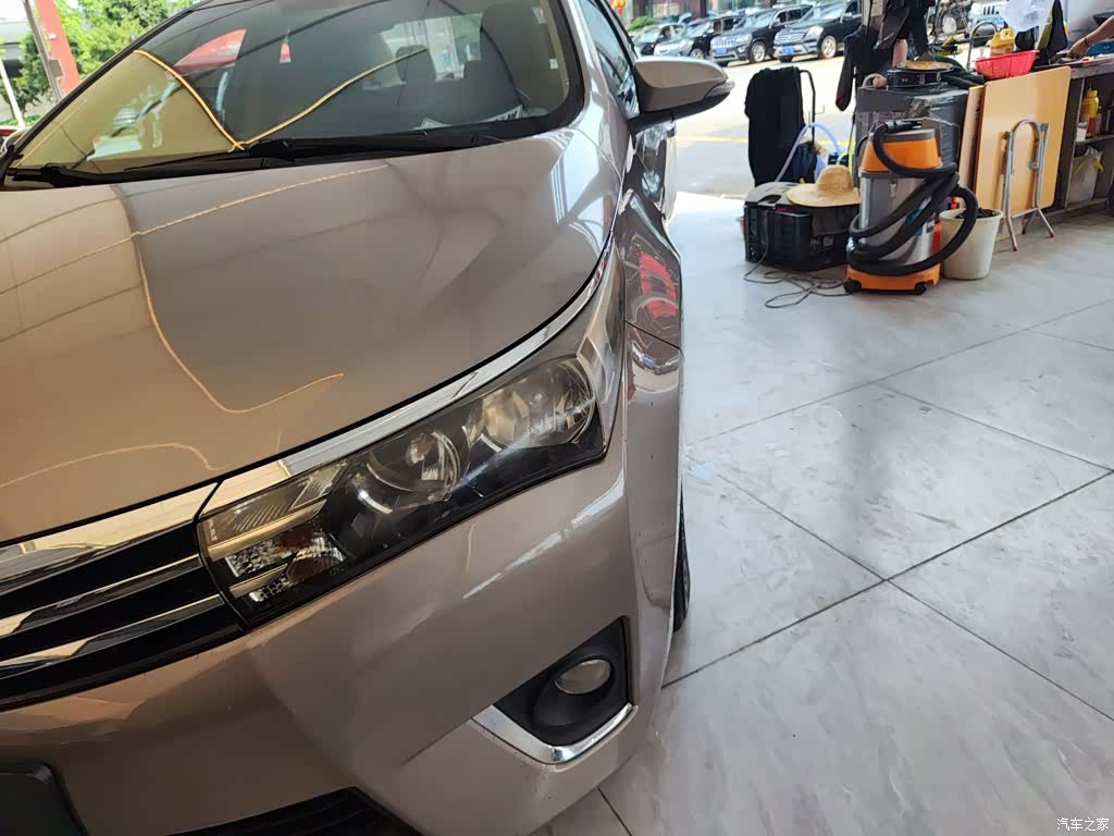 Toyota Corolla, 2015 15