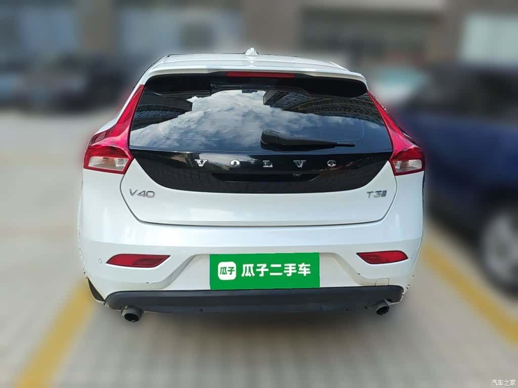 Volvo V40, 2018 4