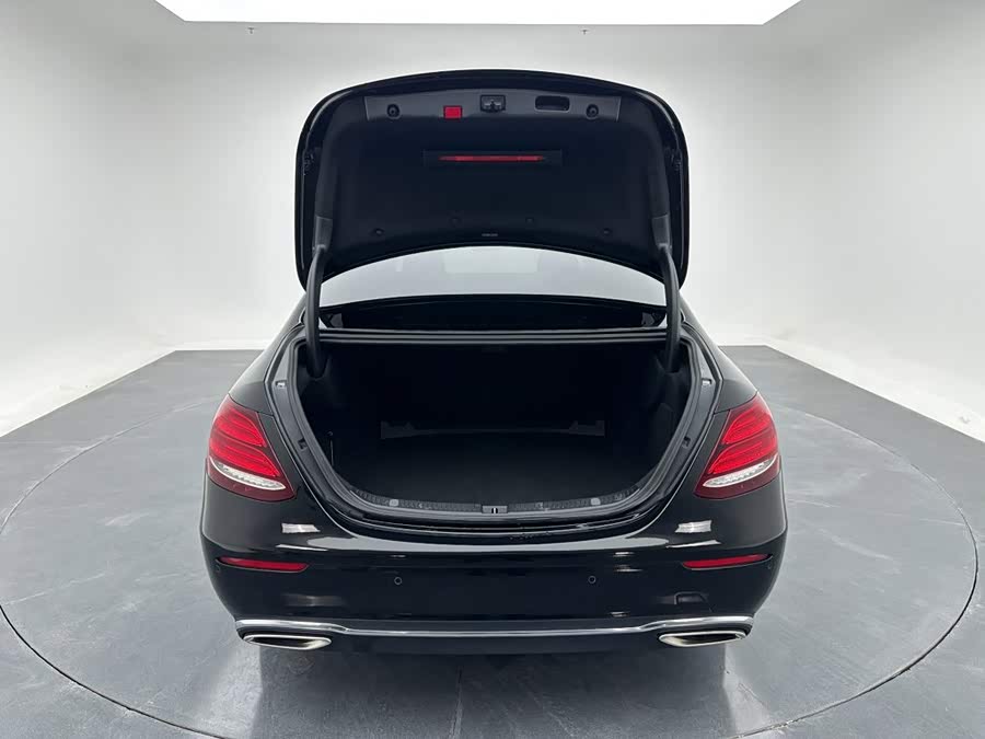 Mercedes-Benz E-Class 2020, фото 23