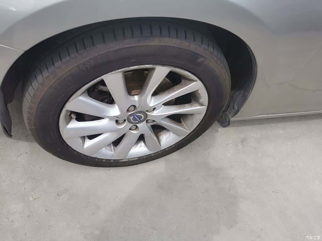 Volvo V60, 2015 23