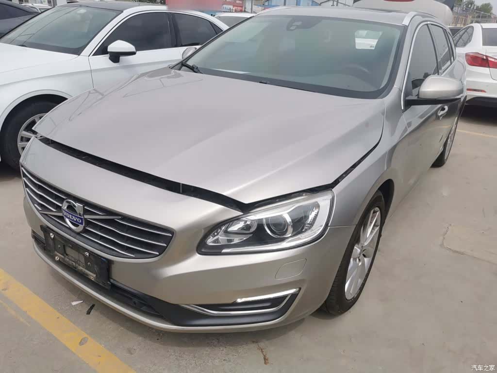 Volvo V60, 2015 1