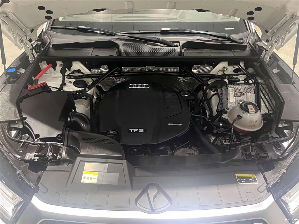 Audi Q5L, 2021 14