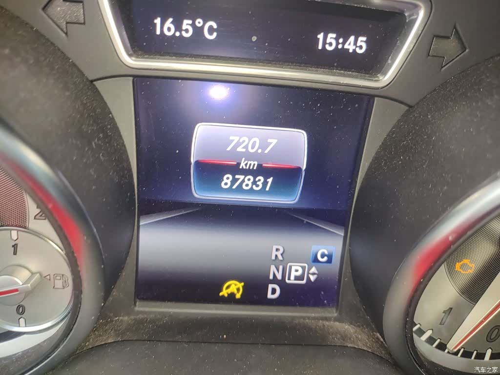Mercedes-Benz GLA, 2017 все фото