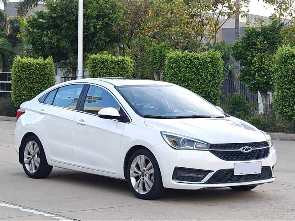 Chery Arrizo 5