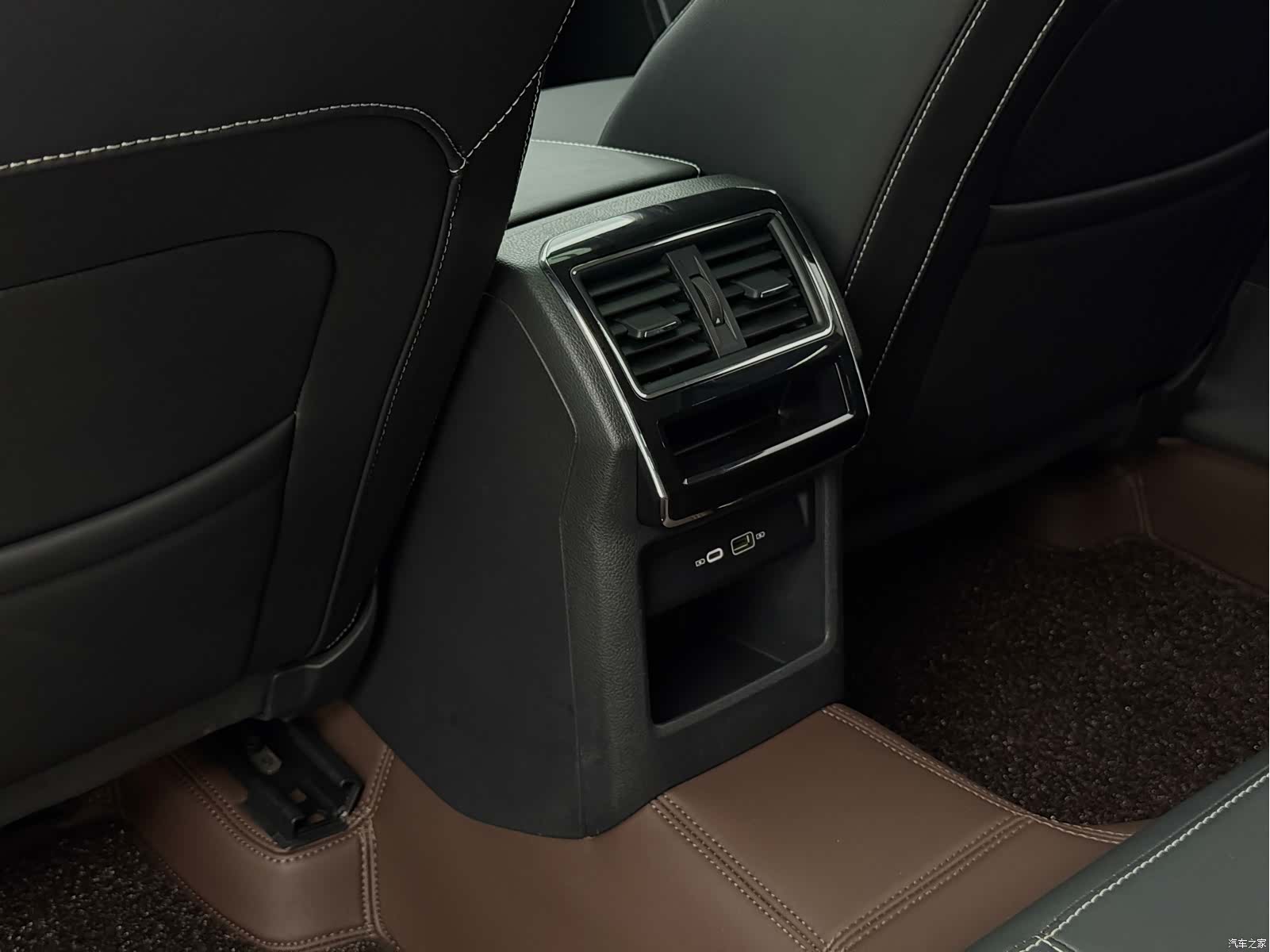 Skoda Superb, 2023 14