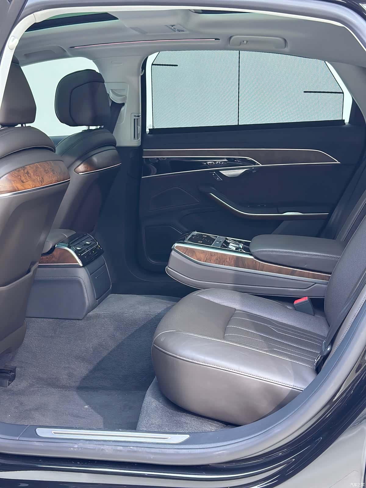 Audi A8L, 2020 6