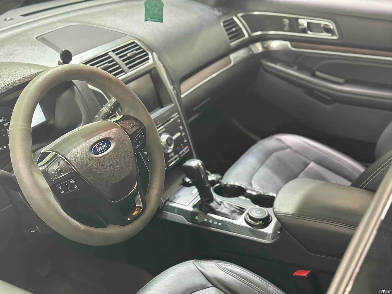Ford Explorer, 2017 17