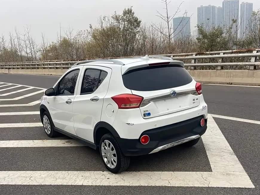 BAIC EC