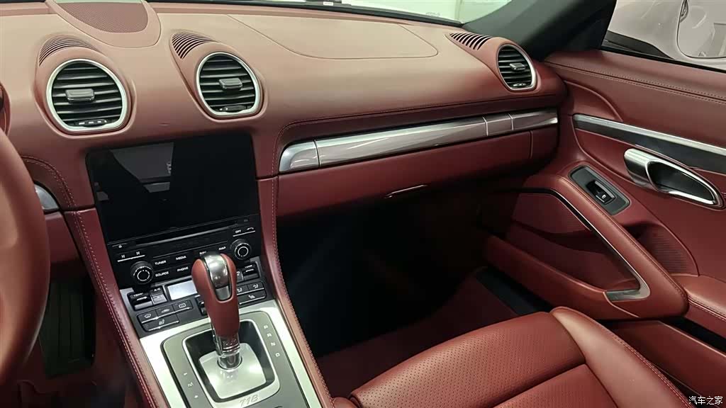 Porsche Cayman, 2018 14