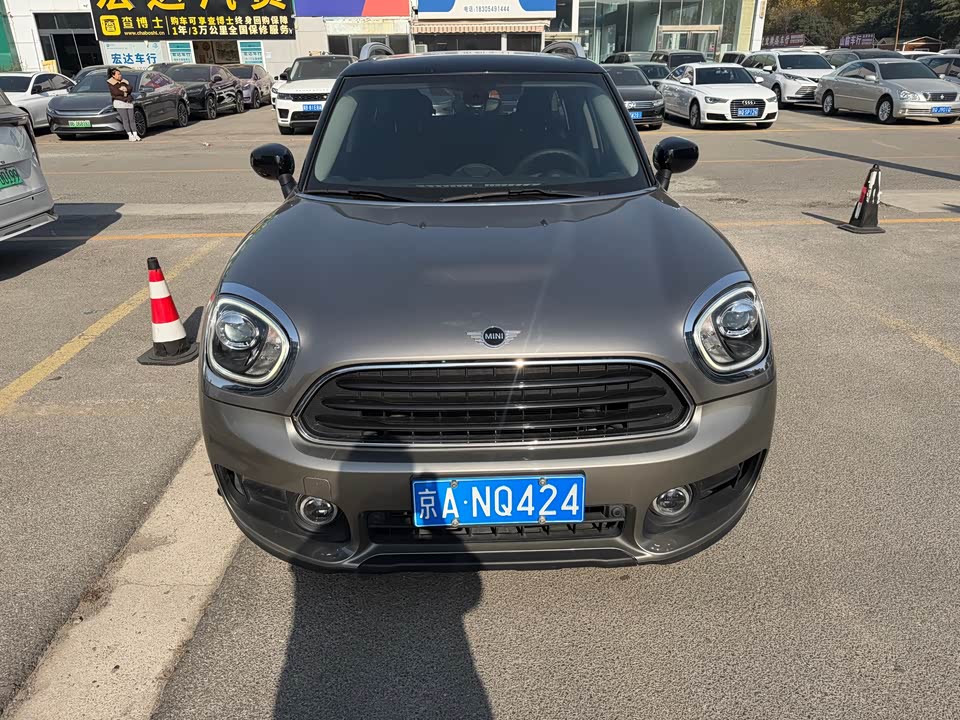 MINI COUNTRYMAN