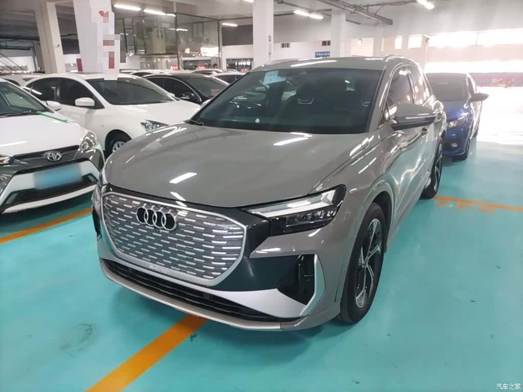 Audi Q4 e-tron, 2023 2