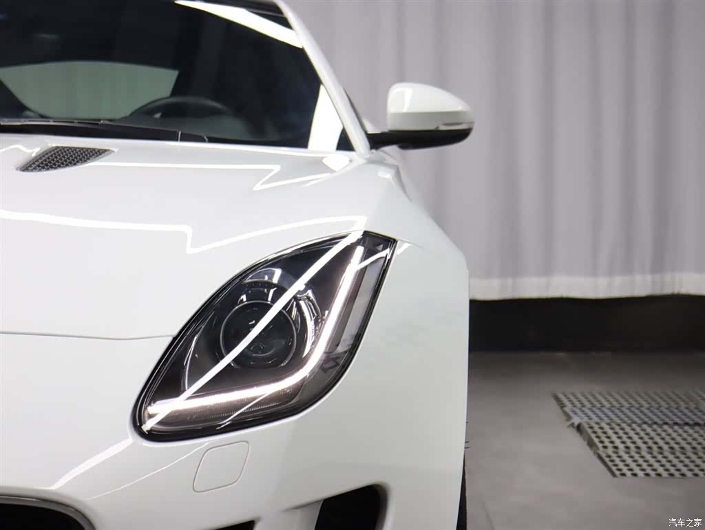 Jaguar F-TYPE, 2015 23