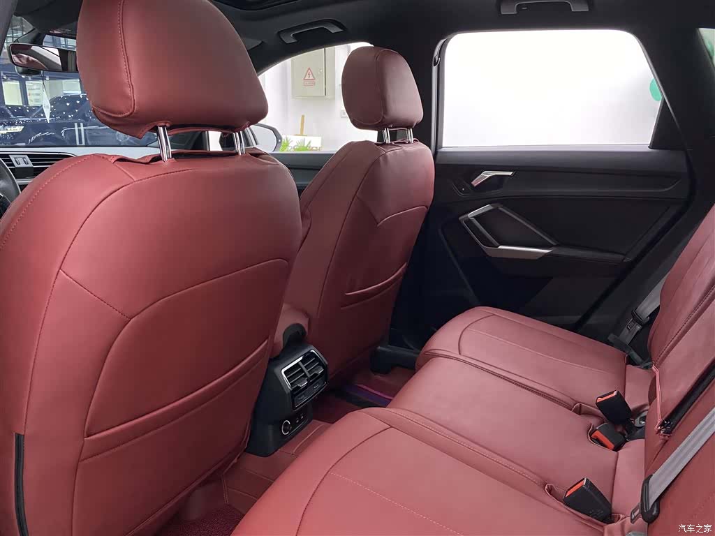 Audi Q3, 2021 6